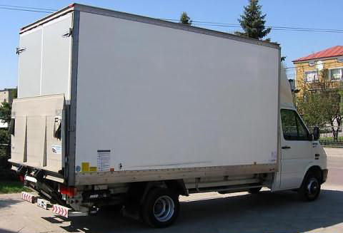 Przewóz mebli - ciężarówka